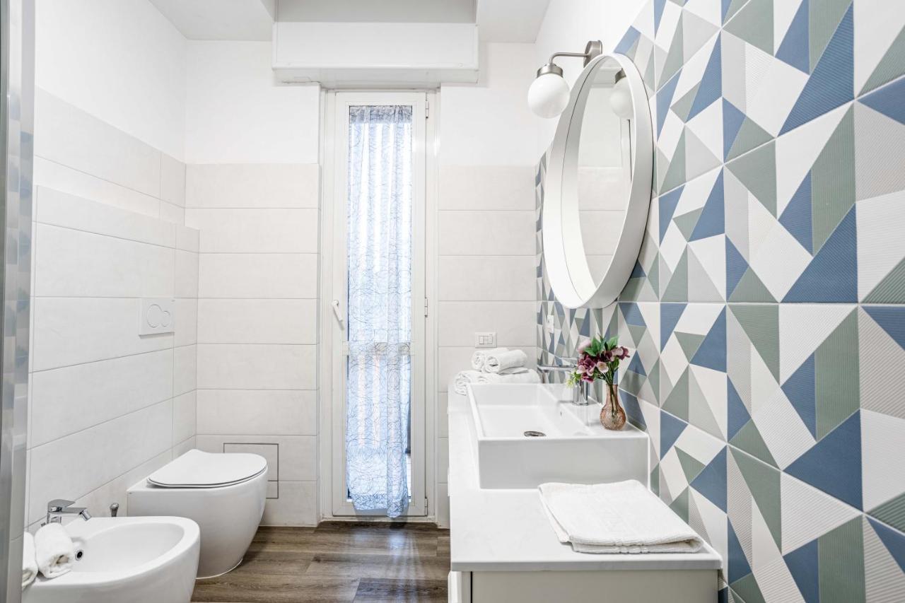 2 Bedrooms Apt With Terrace - Nolo Area Via Varanini Milan Bagian luar foto