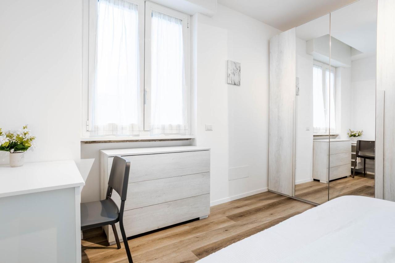 2 Bedrooms Apt With Terrace - Nolo Area Via Varanini Milan Bagian luar foto